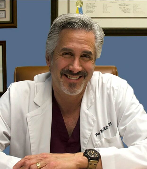 Doctor Vladimir Konstantinovich, urologist Martim Pereira