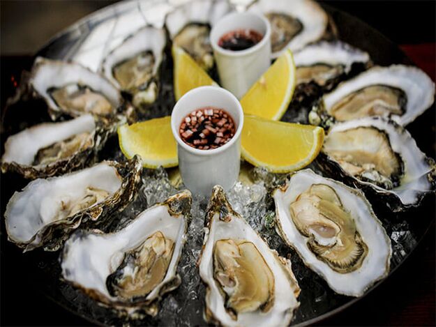 Oysters are an extremely healthy fish for humans. 